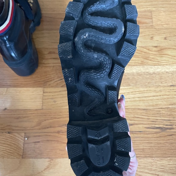 Gucci Leather ankle boot with Sylvie Web - Picture 8 of 12